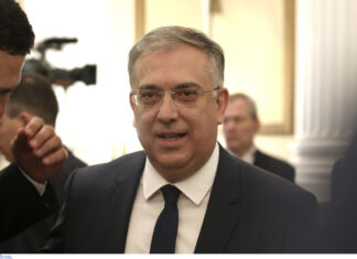 Θεοδωρικάκος: Βλέπει σήμερα Μπακογιάννη, Μώραλη, Πατούλη
