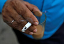 Φρίκη: Είδε τη φωτογραφία της νεκρής γυναίκας του σε πακέτο τσιγάρα.
