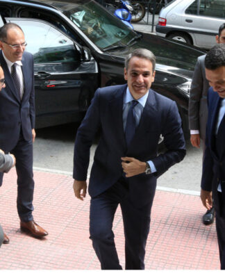 Στο υπουργείο Υγείας ο πρωθυπουργός Κυριάκος Μητσοτάκης