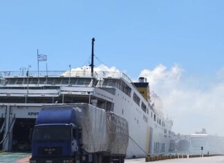 ΛΙΜΑΝΙ ΠΕΙΡΑΙΑ – Εκτός ελέγχου η κατάσταση με τη ρύπανση του αέρα (ΦΩΤΟ + ΒΙΝΤΕΟ)