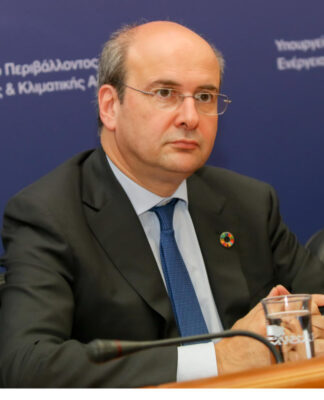 Χατζηδάκης για ΔΕΗ : Αγωνιώ για το αν θα υπάρξει μπλακ – άουτ