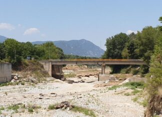 Τρίκαλα: «Στέρεψε» ο Πηνειός ποταμός – video