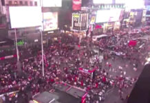 Απίστευτες εικόνες στην Times Square. Έτρεχαν πανικόβλητοι, νόμιζαν πως άκουσαν πυροβολισμούς.