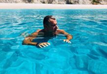 Γιώργος Λιάγκας: Δεν πάει ο νους σας πόσο χρονών είναι! (Photos)