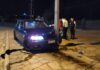 Θεσσαλονίκη: Ανέβηκε στο πεζοδρόμιο και "καρφώθηκε" σε κολώνα – Εφιάλτης στο τιμόνι για την οδηγό.