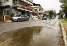 Καιρός σήμερα: Ομίχλες, ζέστες και απογευματινές μπόρες.