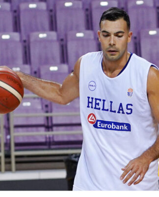 Σλούκας: "Ο πατέρας μου διαγνώστηκε με καρκίνο τον Φεβρουάριο και οι γιατροί μας ενημέρωσαν ότι είχε μπροστά του μόνο 4 μήνες"