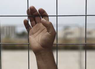 Τραγωδία στην Κύπρο – 14χρονος μαθητής αυτοκτόνησε γιατί δεν τον άφηναν να πάει σχολείο