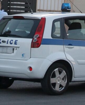 Σαλαμίνα: Συνελήφθησαν πέντε άτομα για κλοπές σε σπίτια