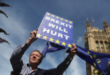 Brexit: Άγριο παρασκήνιο και… ευρωπαϊκή απαισιοδοξία.