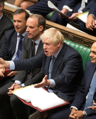 Brexit: Πληθαίνουν οι φωνές για άμεση επαναλειτουργία του κοινοβουλίου