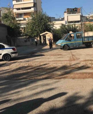 ΚΑΜΙΝΙΑ ΠΕΙΡΑΙΑ: Απομάκρυνση παράνομων καταληψιών ΡΟΜΑ από το Στρατόπεδο Παπαδογιωργή (ΦΩΤΟ)