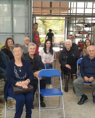 Ηλικιωμένοι σε ίδρυμα συγκέντρωσαν 940 ευρώ για τον μικρό Ραφαήλ