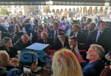 Θεσσαλονίκη: Βόλτα στην Αριστοτέλους για τον Κυριάκο Μητσοτάκη