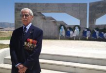 Κων/νος Χατζηλάκος, ο 99χρονος θρυλικός πιλότος του Β΄Παγκοσμίου Πολέμου: «Να μη ξεχνάμε, να τιμούμε, να επαγρυπνούμε»