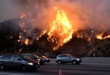 Λος Άντζελες: Μεγάλη φωτιά στις πλούσιες συνοικίες – Διασημότητες φεύγουν για να σωθούν. video