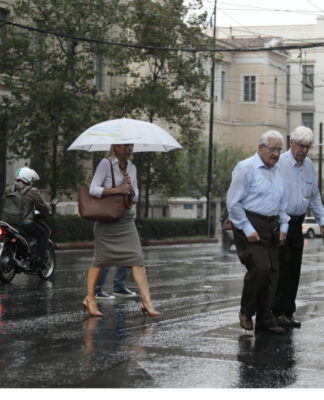 Καιρός: Τέλος το «καλοκαίρι» – Έρχονται βροχές και πτώση θερμοκρασίας