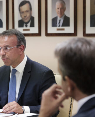 Προϋπολογισμός: Δημοσιονομικό κενό βλέπουν οι δανειστές και ζητούν Plan B από την κυβέρνηση