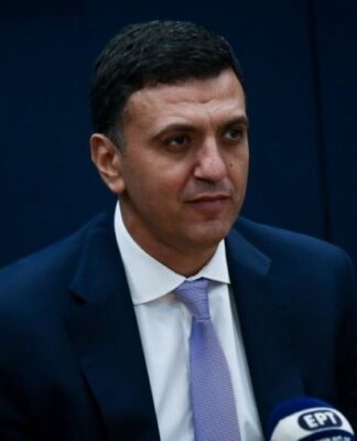 Απάντηση Κικίλια σε βουλευτή του ΣΥΡΙΖΑ: Δεν διορίζω τον κουμπάρο μου στο ΚΕΕΛΠΝΟ