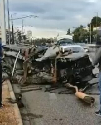 Σοβαρό τροχαίο στην Κηφισίας – Ζει από θαύμα ο οδηγός (ΒΙΝΤΕΟ)