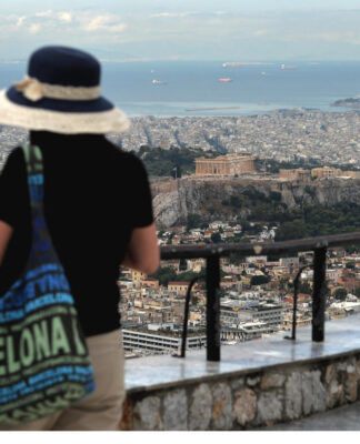 Καιρός: Δεν… φεύγει το καλοκαίρι. «Αγγίζει» τους 30 η θερμοκρασία