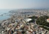 ΠΕΙΡΑΙΑΣ: Τους έπιασαν να ερωτοτροπούν στο αμάξι… και τους πέταξαν αυγά!