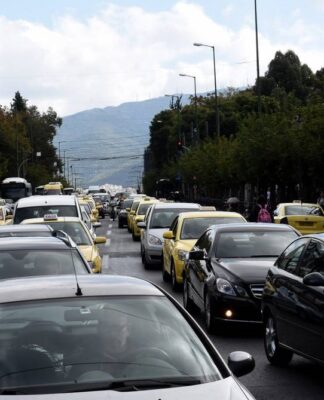ΚΟΚ: Τι αλλάζει στα πρόστιμα – Πότε θα αφαιρείται η άδεια οδήγησης
