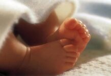 Τραγωδία στα Τρίκαλα: Πριν λίγους μήνες είχε πεθάνει και το αδελφάκι του βρέφους