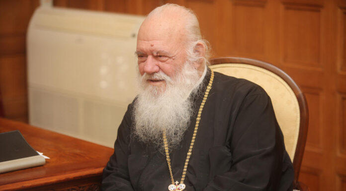 Ιερώνυμος: Θα παραιτηθώ την κατάλληλη ώρα
