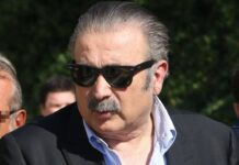 Ο Λάκης Λαζόπουλος μιλάει πρώτη φορά για τον θάνατο της γυναίκας του και συγκλονίζει (photos)