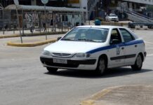 Βρέθηκε βομβίδα στα Εξάρχεια