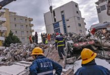 Σεισμός στην Αλβανία: Μητέρα θάφτηκε αγκαλιά με τα δίδυμα μωράκια της – Σκοτώθηκαν άλλα πέντε μέλη της ίδιας οικογένειας