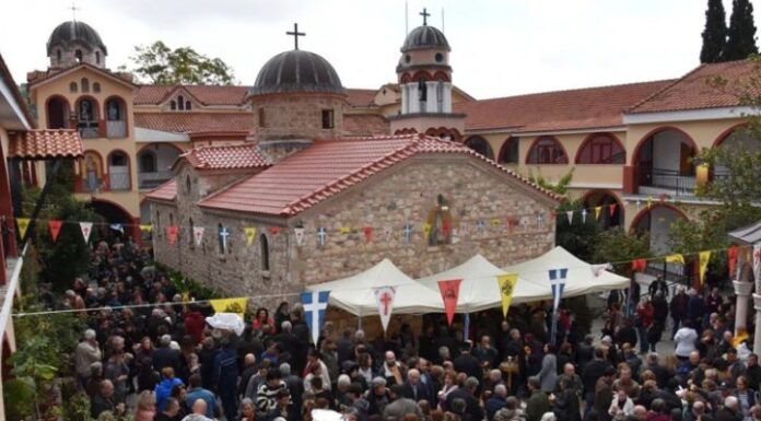 Χιλιάδες κόσμος για τον Αγιο Ιάκωβο (Τσαλίκη) στη Μονή Οσίου Δαυίδ (ΦΩΤΟ)