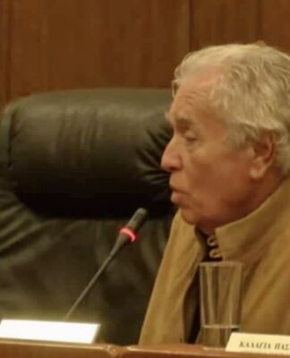 Μανωλάκος σε Μώραλη: «Οι δυο μεταγραφές σας βγαίνουν»!