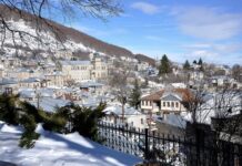 Φλώρινα: Το Νυμφαίο ντύθηκε στα λευκά και περιμένει τους επισκέπτες των Χριστουγέννων.