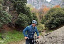 Πρωινή ποδηλασία στα Μετέωρα για τον Μητσοτάκη