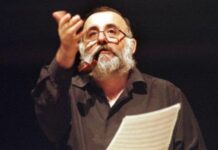 «Αντί για δώρο φέτος να δώσετε αίμα» – Η έκκληση του Θάνου Μικρούτσικου μέσα από το νοσοκομείο (ΦΩΤΟ)