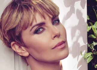 Συγκλονίζει η Σαρλίζ Θερόν για τη δολοφονία του πατέρα της- Οι δηλώσεις κάνουν το γύρο του κόσμου