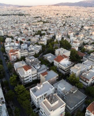 ΕΝΦΙΑ: Σε ποιες περιοχές θα μειωθεί και πού θα αυξηθεί