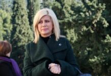 Κουτσελίνη: « Έχω περάσει άσχημα Χριστούγεννα – Ο μεθυσμένος πατέρας μου κατέστρεφε το Χριστουγεννιάτικο δέντρο»