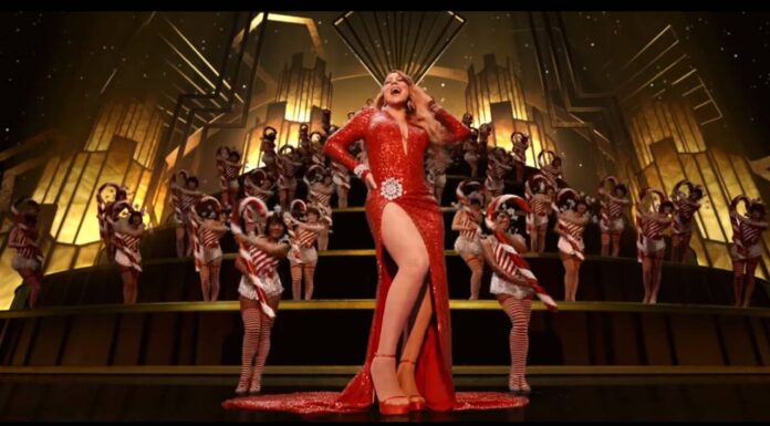 Νέο βίντεο κλιπ για το «All I Want for Christmas is You» – Υπερπαραγωγή