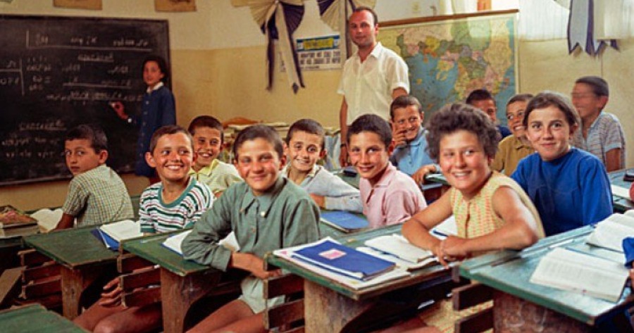 Το ελληνικό σχολείο του παρελθόντος - Εικόνες που μας κάνουν να νοσταλ