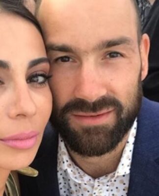 Ακομπλεξάριστη η Ολυμπία Χοψονίδου μας δείχνει την κοιλιά της 3 μέρες μετά τη γέννα του 6ου παιδιού της (ΦΩΤΟ)