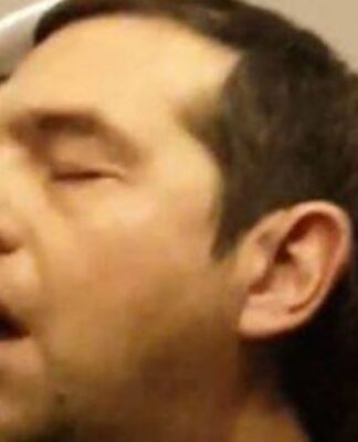ΤΣΙΠΡΑΣ: Τον φωτογράφισαν ενώ κοιμάται και έγινε viral !