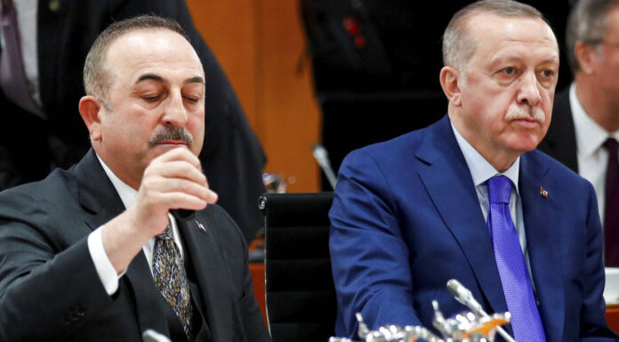 Τραβάει το σχοινί ο Ερντογάν: Θέτει θέμα νησιών, Ιμίων, υφαλοκρηπίδας και φυσικών πόρων