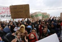 ΠΡΟΣΦΥΓΙΚΟ: Εκτός ελέγχου η κατάσταση στη Μυτιλήνη – Αυξάνονται οι αστυνομικές δυνάμεις