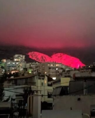 Εντυπωσιακό θέαμα στο Χαϊδάρι (ΦΩΤΟ)