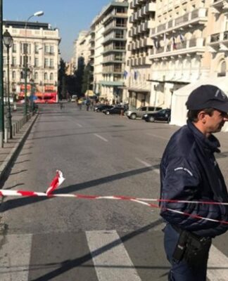 ΑΠΕΡΓΙΑ: Κλειστό ΤΩΡΑ το κέντρο της Αθήνας – Πορείες για το ασφαλιστικό