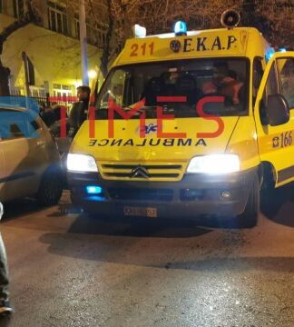 ΕΚΤΟΣ ΕΛΕΓΧΟΥ: Άγρια συμπλοκή μεταξύ ομάδων αλλοδαπών με καδρόνια και μαχαίρια (ΒΙΝΤΕΟ)