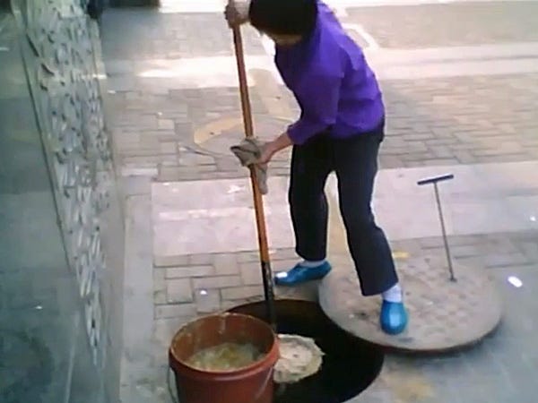 Ο κορωνοϊός δεν είναι τίποτα: Μαγειρικό λάδι από απόβλητα υπονόμων στην Κίνα - Εικόνα 3
